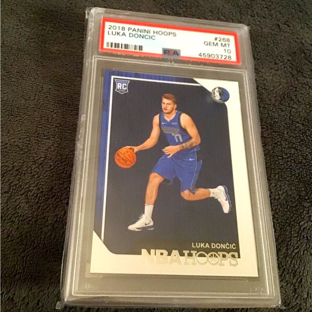 LUKA DONCIC 2018 PANINI HOOPS ROOKIE CARD-Graded Mint 10- DALLAS MAVERIC…